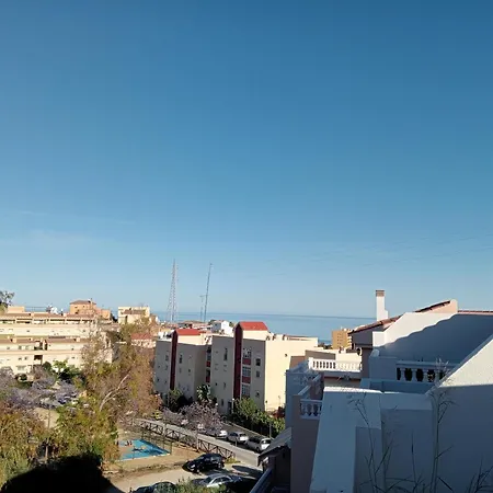 Atico Residencial Mariana Parking Privado Y Piscina Apartment